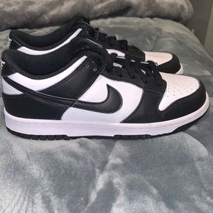 Nike dunk low retro white black panda